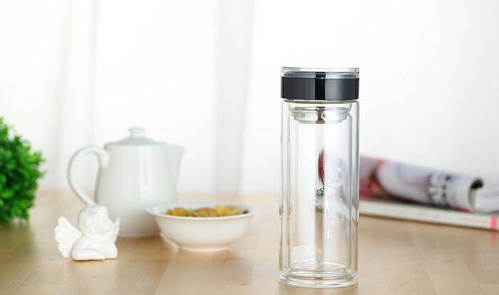 玻璃杯生產(chǎn)廠家在多年經(jīng)營(yíng)發(fā)展中，積累了豐富的經(jīng)驗(yàn)